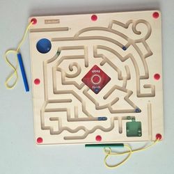 Lakeshore - Race to the Finish! Magnetic Maze (For 3 - 8 years) - Like New