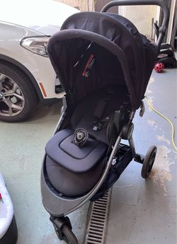 Maxi Cosi stroller travel system