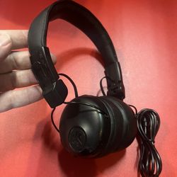 JLAB STUDIO wireless on Ear headphones-Black 