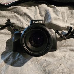 Vintage Canon EOS 750 Film Camera