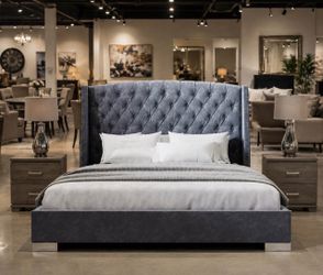 Brand new king bed frame / Delivery available