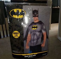 Batman Costume Shirt with Cape Adult L/XL New