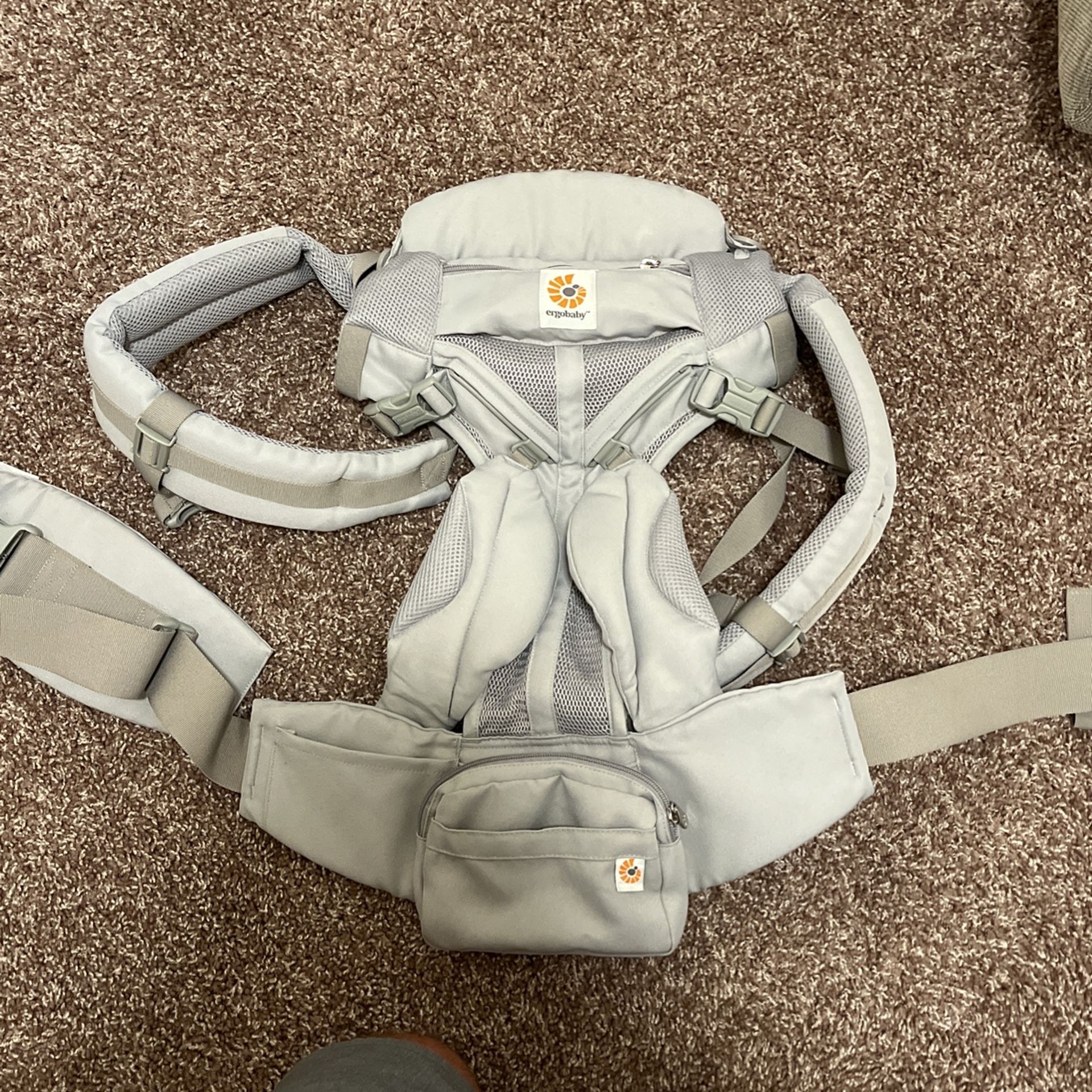 New Ergobaby Omni 360 All-Position Baby Carrier 