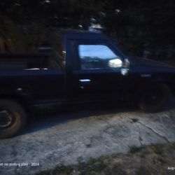 1986 Nissan 720 Pickup Truck 