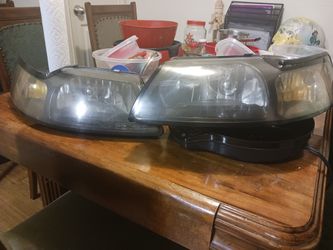 Used Headlights For A 2004 Mustang In Good Condition Jst Upgraded