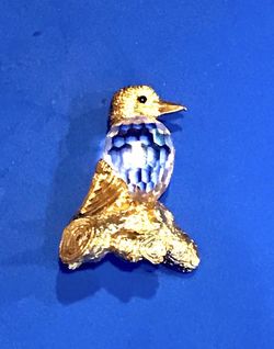 Collectible Crystal Gilted Bird Figurine.