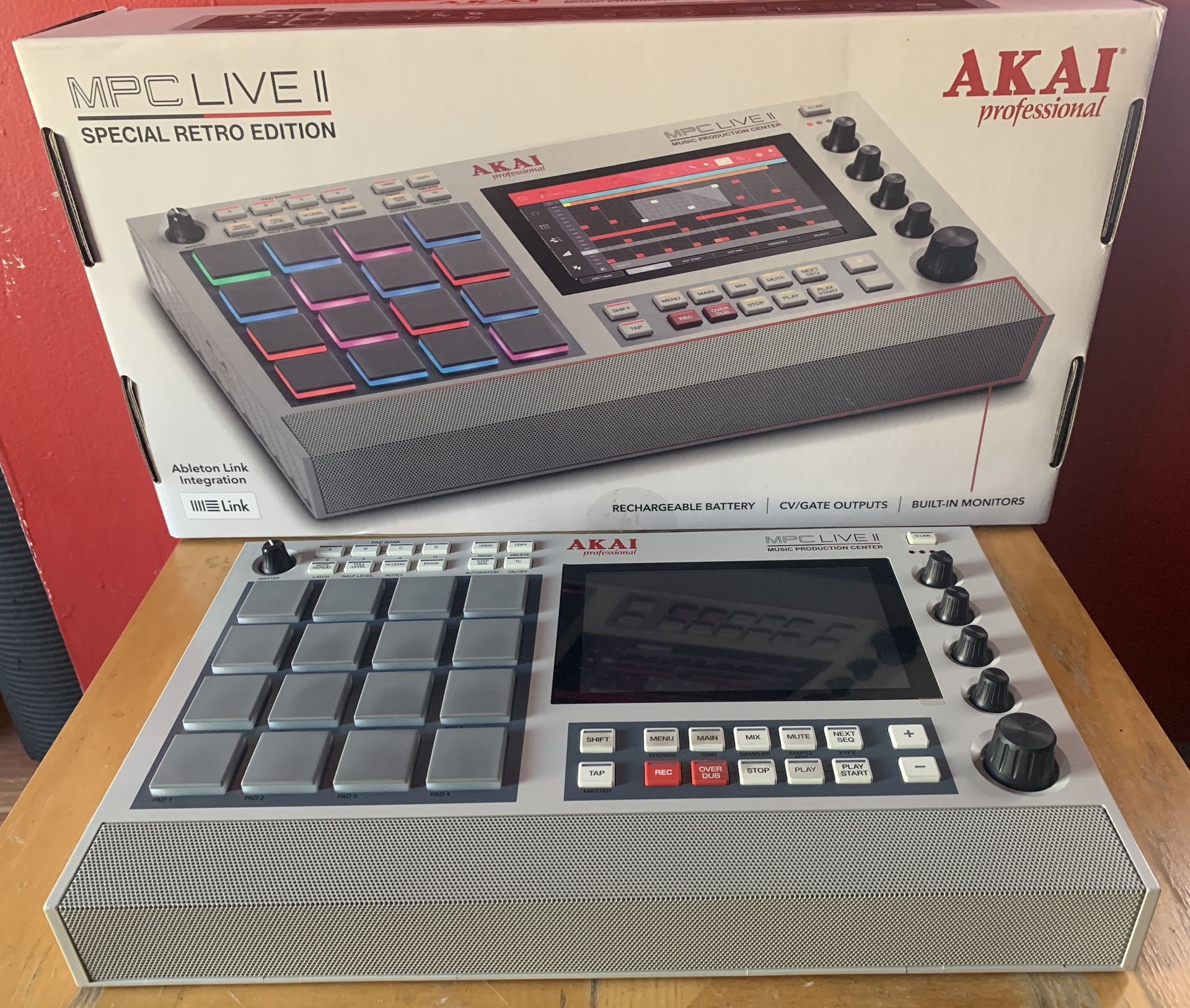 Akai MPC Live 2 II Retro Edition for Sale in New York, NY Akai MPC Live 2 II Retro Edition for Sale in New York, NY