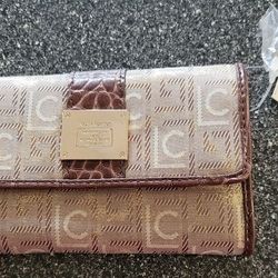 Llz Claiborne Wallet