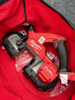 Milwaukee M16 Brushless Bandsaw