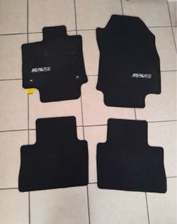Carpet floor mats RAV4