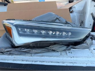 Acura ILX Headlight