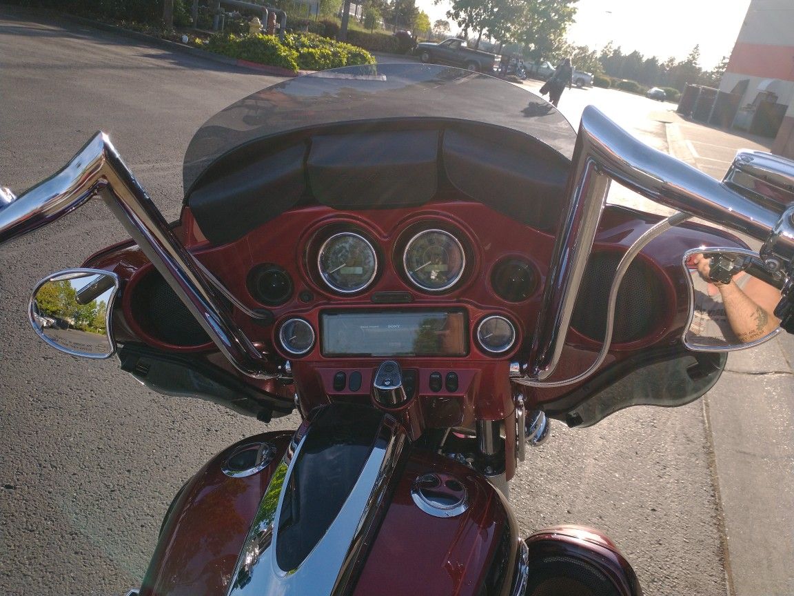 2012 Harley davidson Cvo street glide
