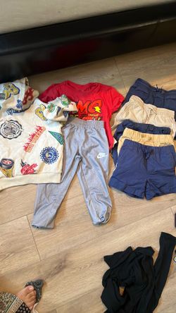 Boys 4/5T. Free