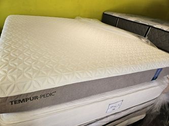 Mattress and box spring king size