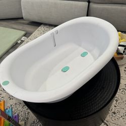 Frida Baby Bathtub 