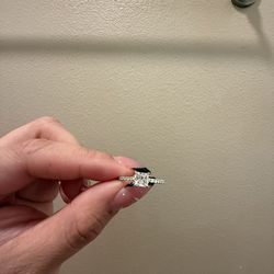 1 karat Princess cut Engagement Ring