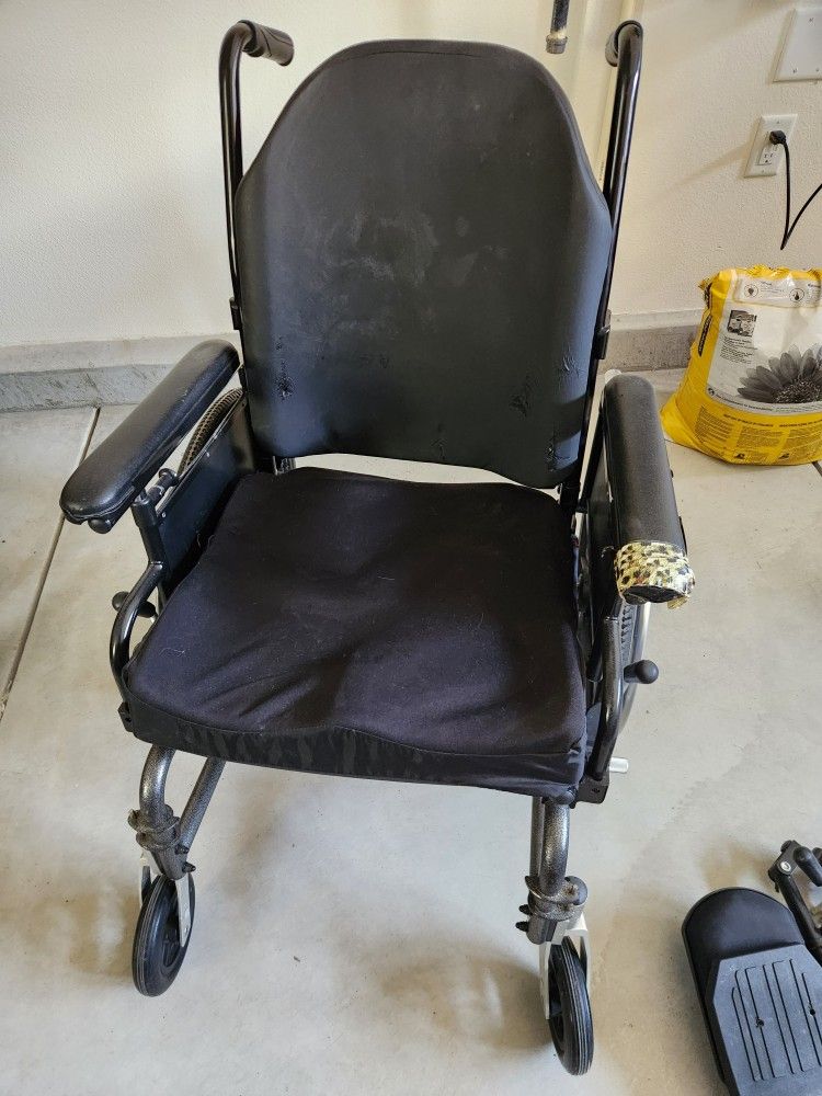 Breezy Ultra 4 Wheelchair
