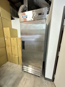 Cemmercial Refrigerator