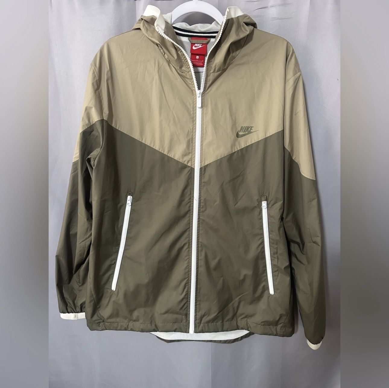 Nike Hooded Windbreaker Jacket Men’s Large Tan Olive Full Zip