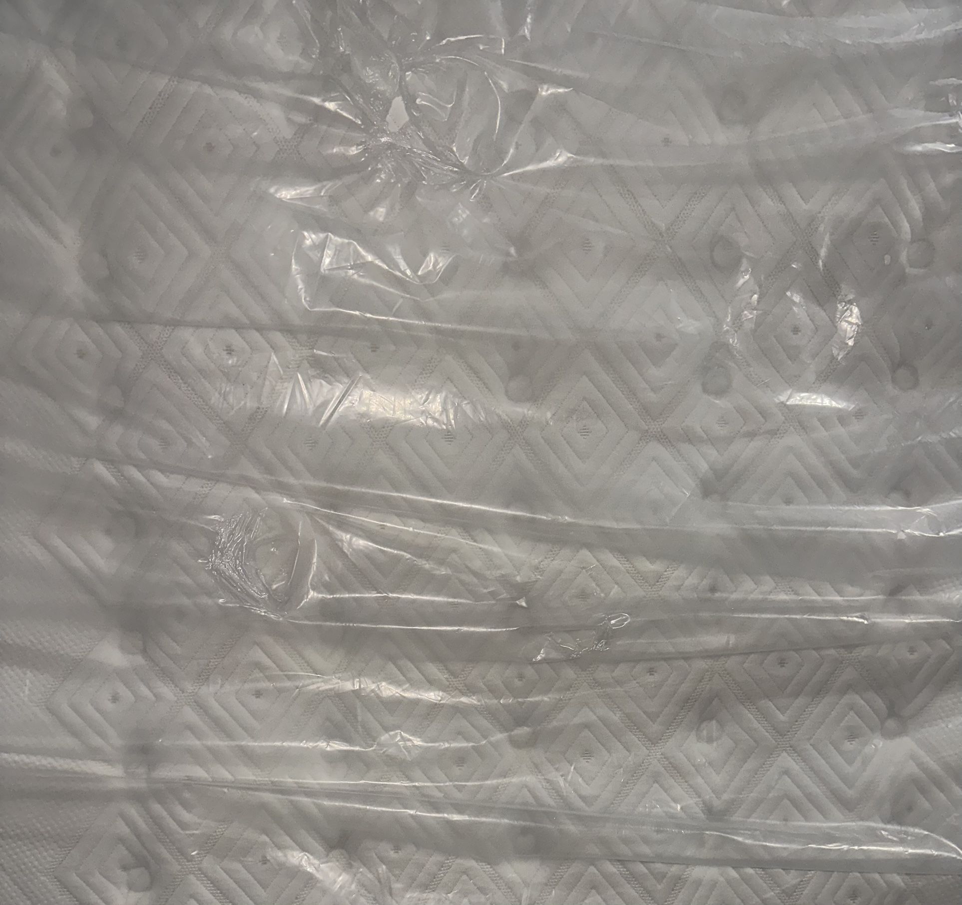 Sealy Pillow Top King Mattress And Box Spring 