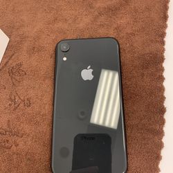 iPhone 11 64GB Unlocked 
