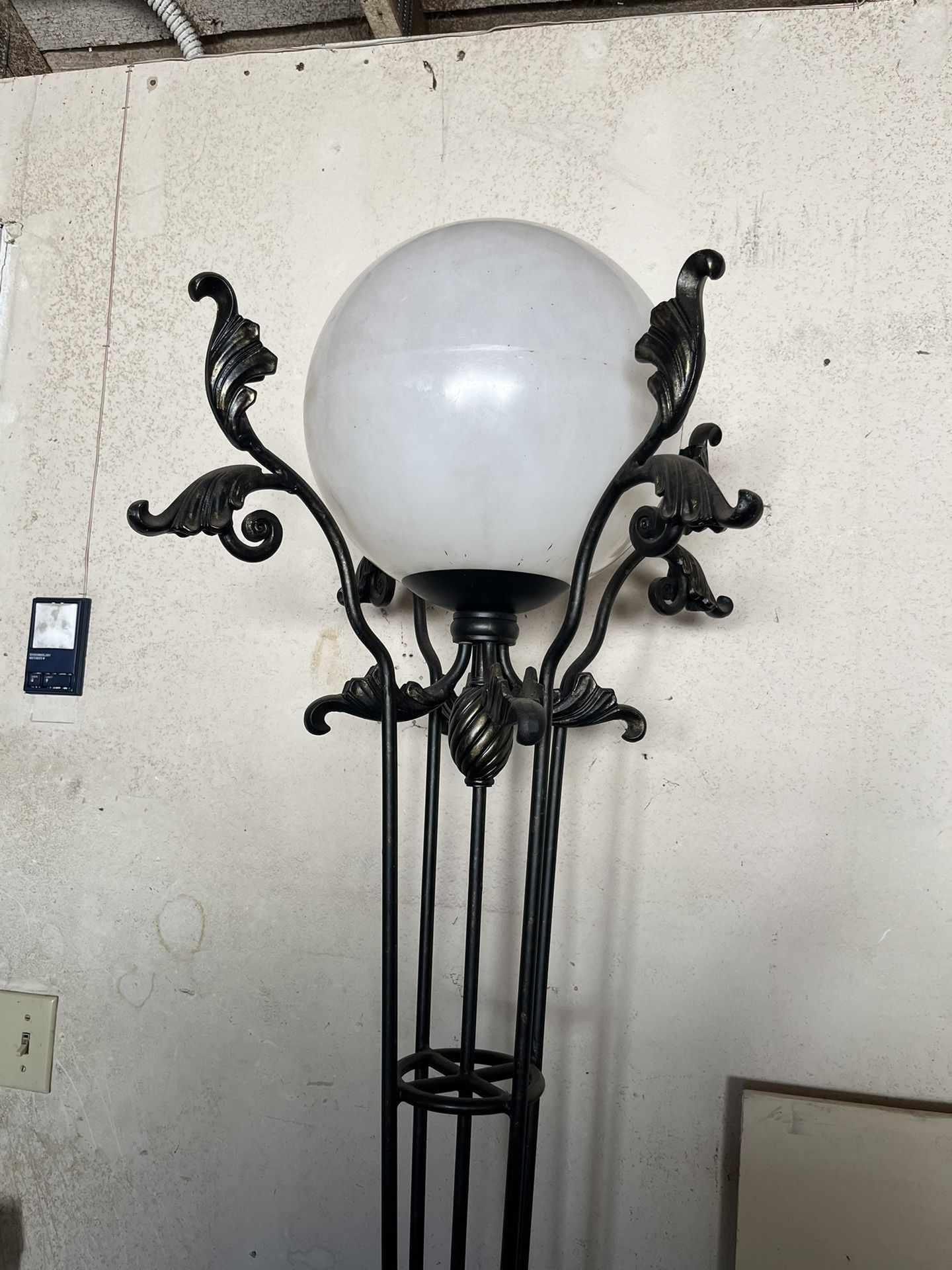 ANTIQUE Vintage Tall Metal Floor Lamp
