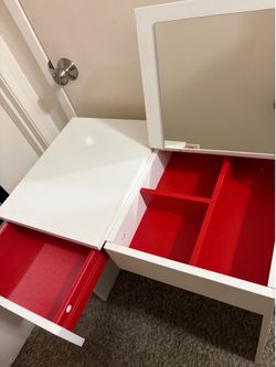 Small Vanity IKEA Brimnes