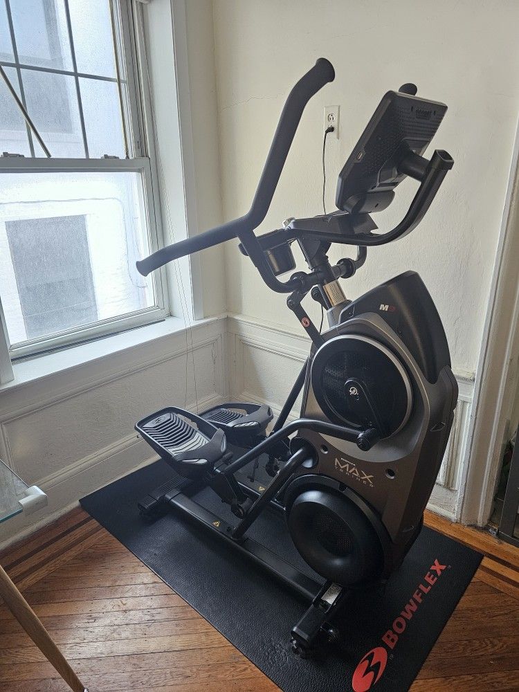 Bowflex MAX TRAINER M9