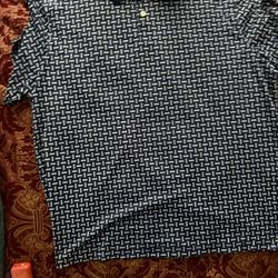 Men’s 1/3 Button Down Stretchy Shirt.