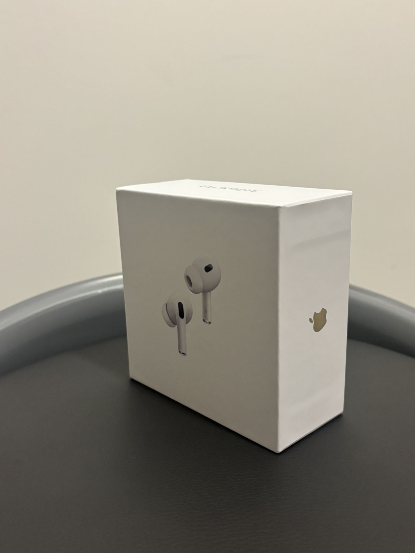 AirPods Pro 2 (READ DESCRIPTION)