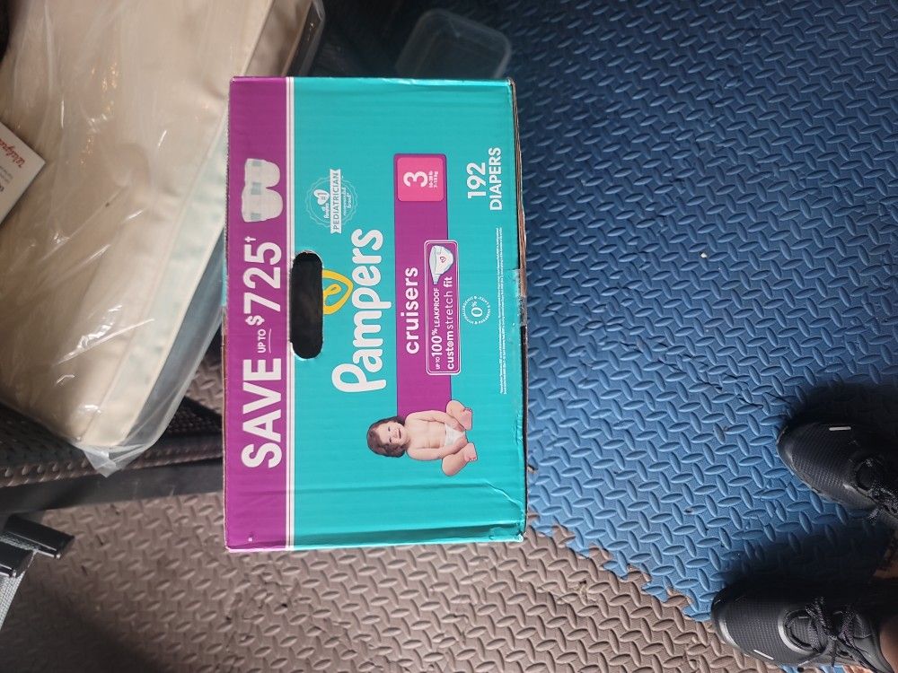 Pampers Cruisers 192 Count Size 3