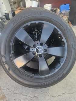 OEM 19" MERCEDES BENZ ML350 Wheels With BRIDGESTONE Tires 