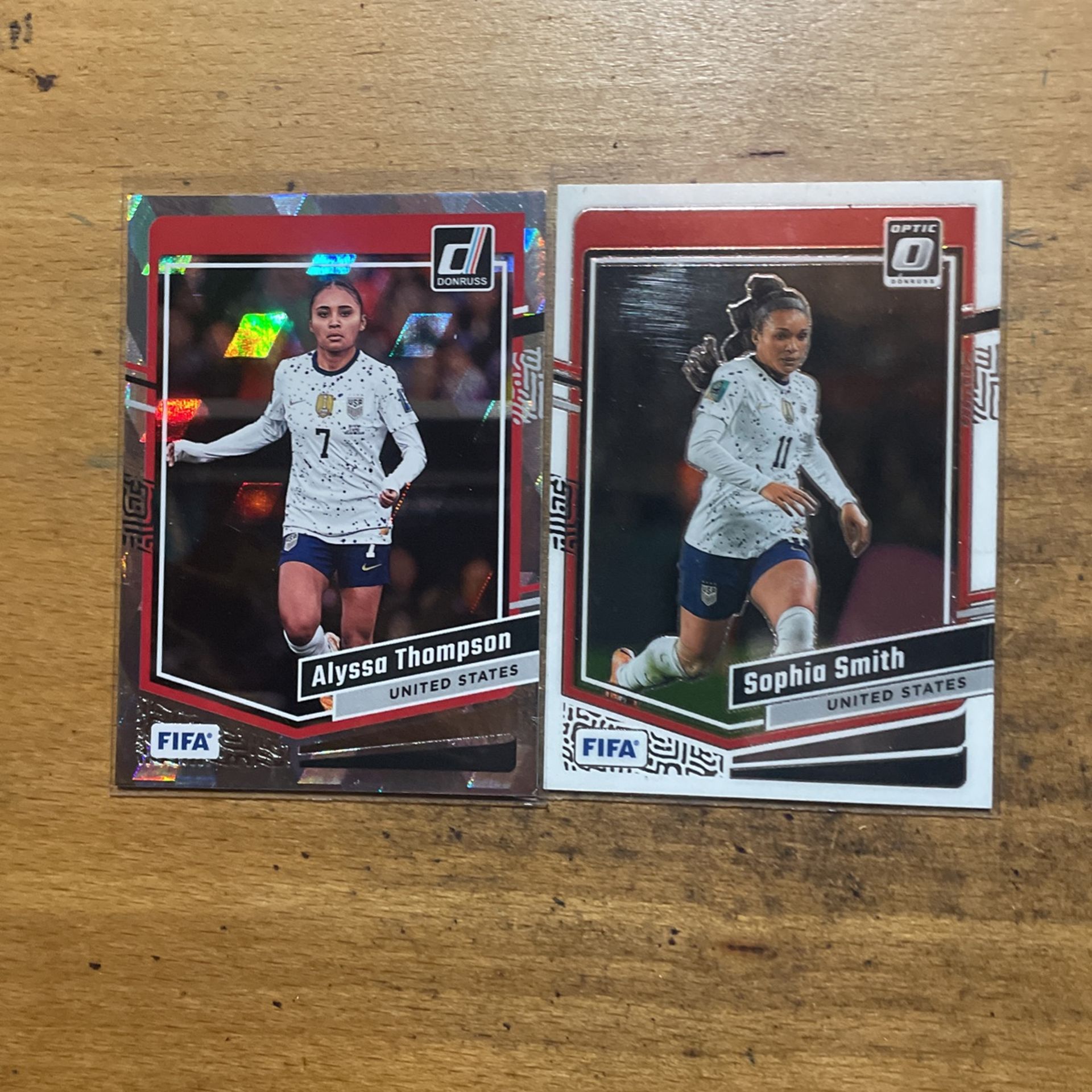 2024 DONRUSS FIFA ALYSSA THOMPSON/SOPHIA SMITH CARDS