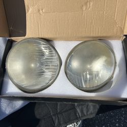 Jeep Wrangler Stock Headlights 