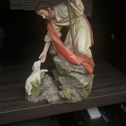 Jesus with Lamb Religious Figurine / Statue