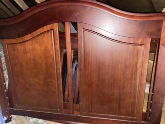 Baby crib changing table