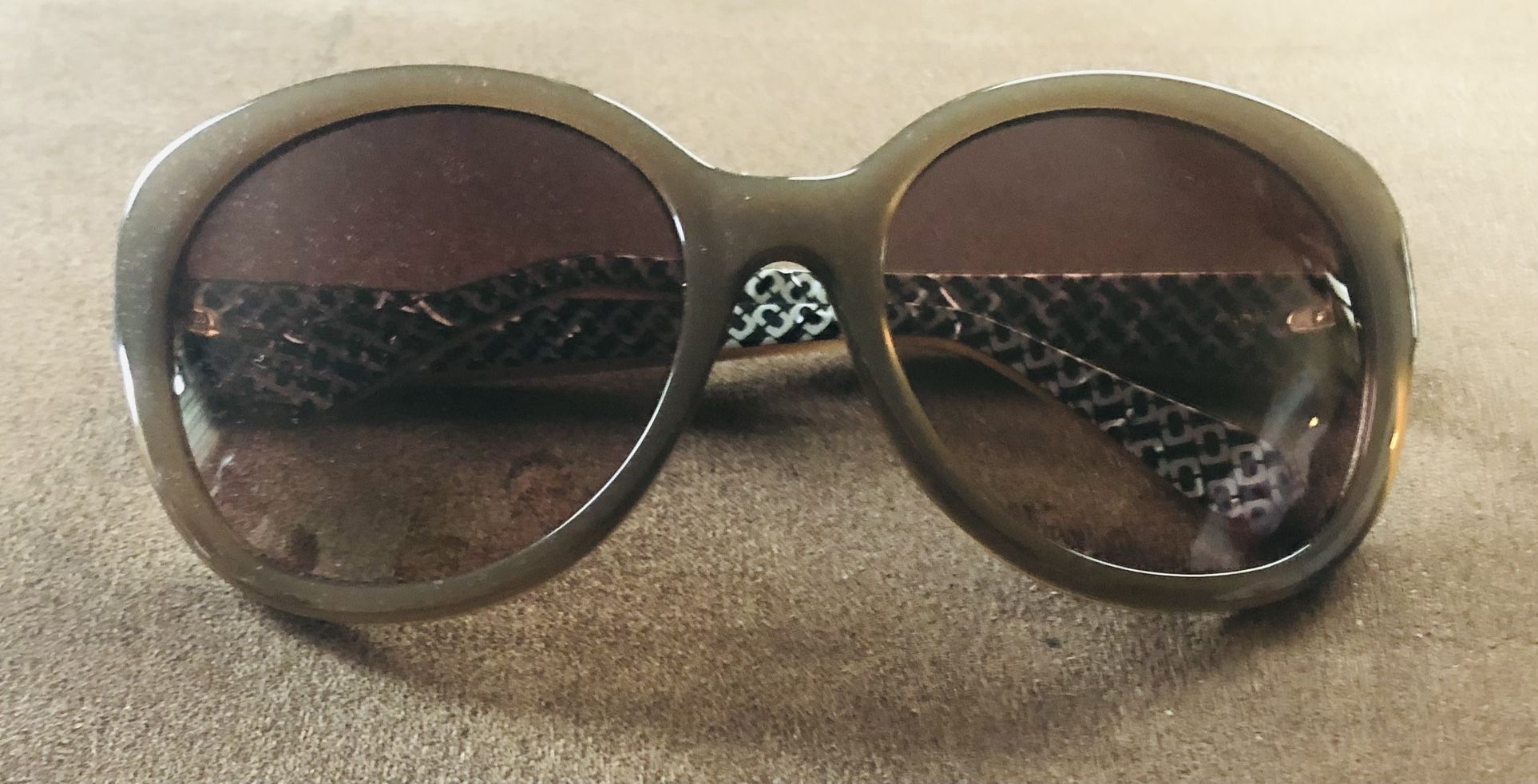 NWT Authentic Diane Von Furstenberg Sunglasses 57-19-130- DVF601S No Case