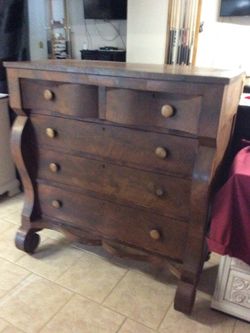 Empire Dresser