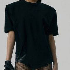 Irregular hem shoulder pad T-shirt women's solid round neck