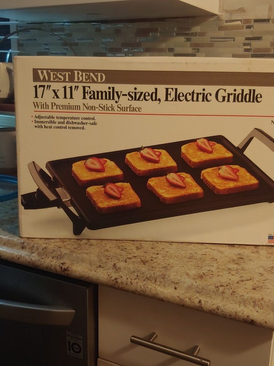 West Bend 17 X 11 Large Family Size Griddle New Old Stock Brand New Rare Never Been Open