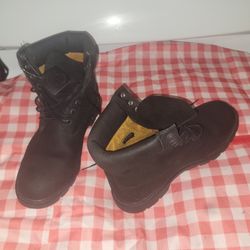 Timberland PREMIUM Boots SiZe 10.5 DEAL 20$
