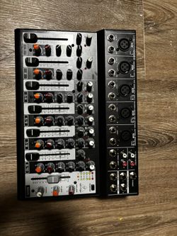 Behringer XENYX 1002B Battery Powered Portable Mixer