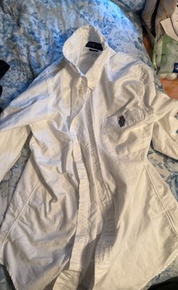 Medium Long Sleeve White Button Up Polo