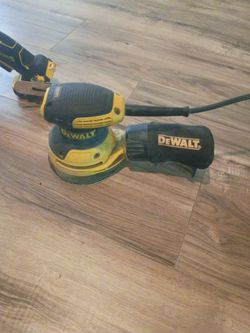 DeWalt Sander
