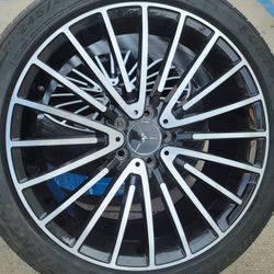 19"new Staggerd MERCEDES Benz E350/400 Wheels With New Tires