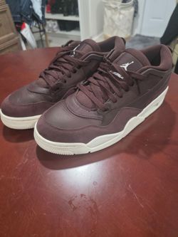 Jordan 4 RM brown and white size 10.5