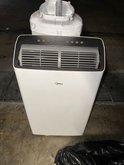 Midea Portable Air Conditioner with Dual Port R32