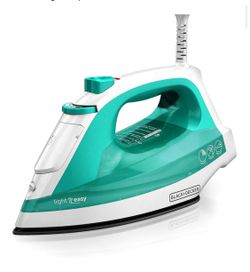 BLACK+DECKER Light 'N Easy Compact Steam Iron, IR1010