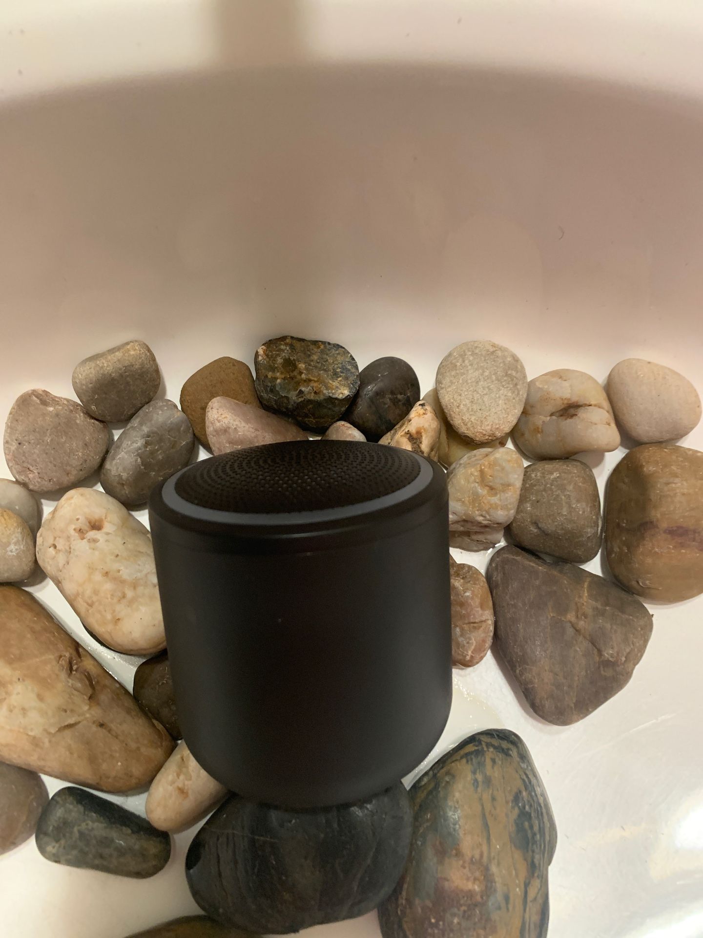BlackWeb Bluetooth Speaker “on rocks literally”