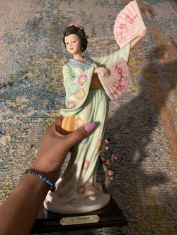 La Verona Collection Geisha girl statue decoration